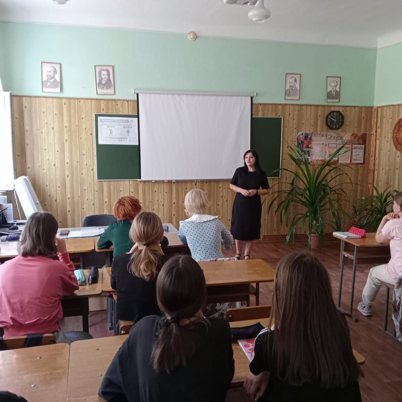 Архивисты организовали для студентов внеклассное мероприятие «Мой край родной», посвященное Дню Ставропольского края.