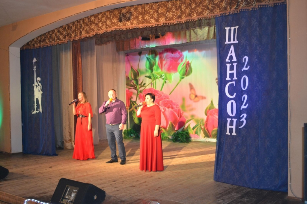 18 ноября в ДК села Благодатного состоялся концерт исполнителей шансона.