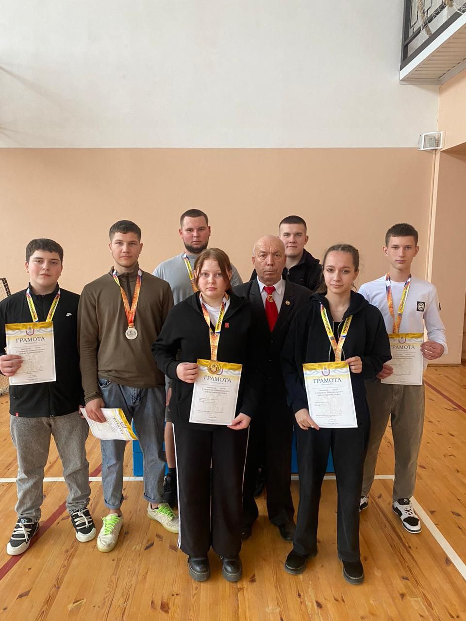 Наши спортсмены удостоены высоких наград в первенстве Ставропольского края по гиревому спорту.